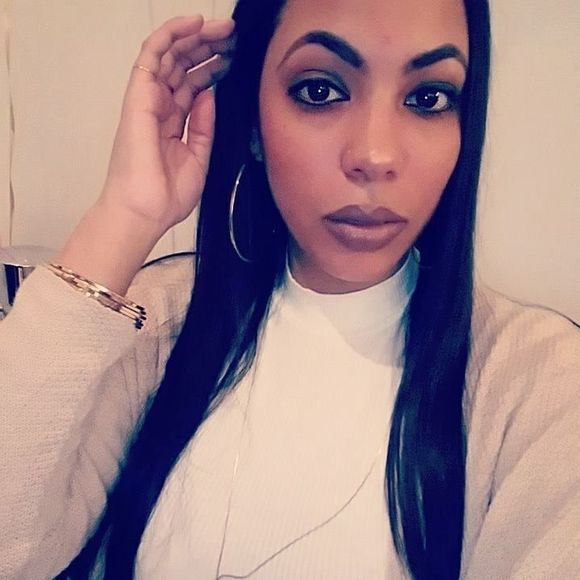 Meet your Posher, Krystal - Picture 1 of 1